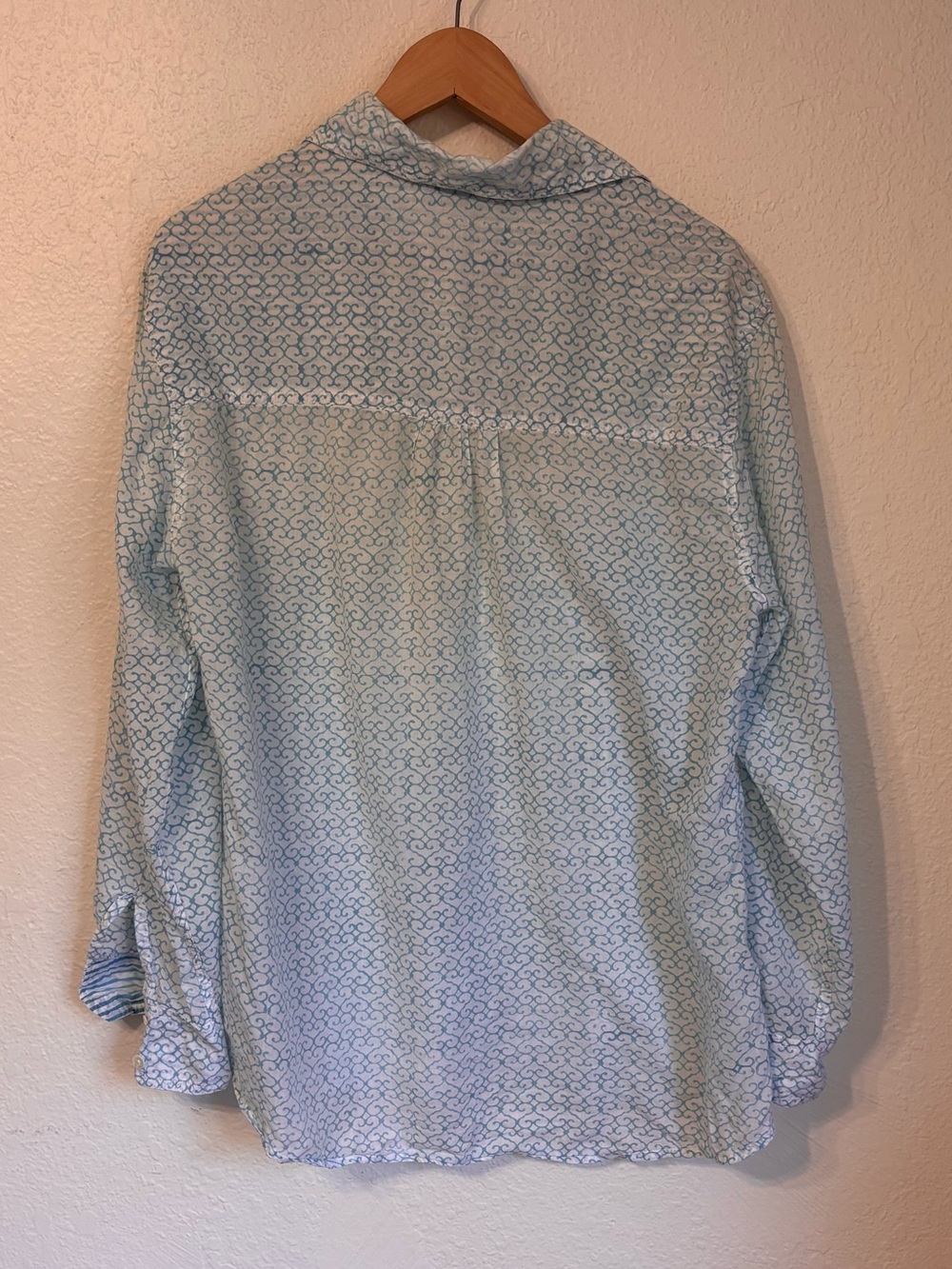Roberta Roller Rabbit Scroll Print Button Down Large - Picture 6 of 6